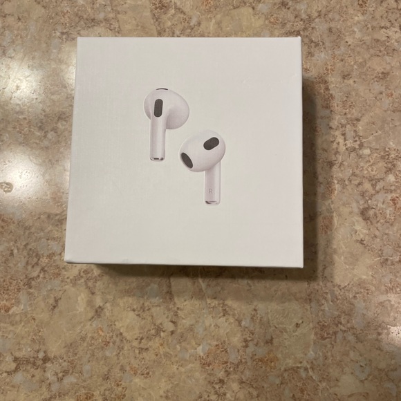 Apple White Earbud Headphones
